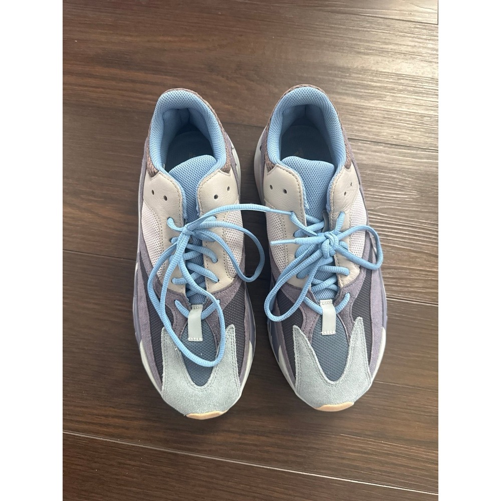 Adidas Yeezy Boost 700 Carbon Blur
